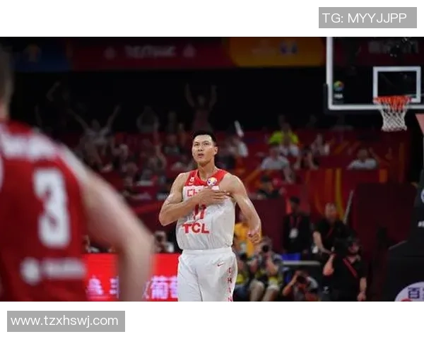 易建联的篮球传奇之路：从少年梦想到国际赛场的辉煌成就与坚持不懈的奋斗精神