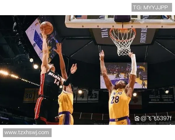 热火与湖人激战回顾精彩瞬间全场集锦盘点篮球对决的巅峰时刻